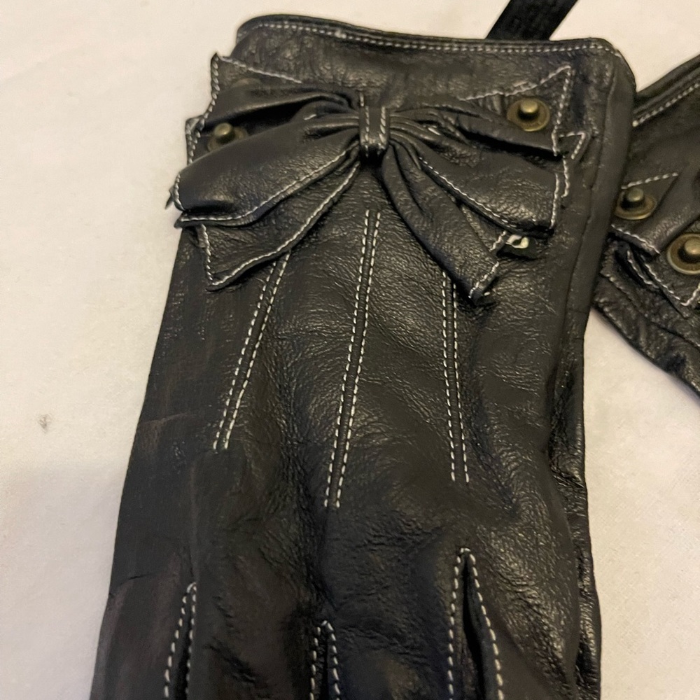 Women’s Half Leather Gloves